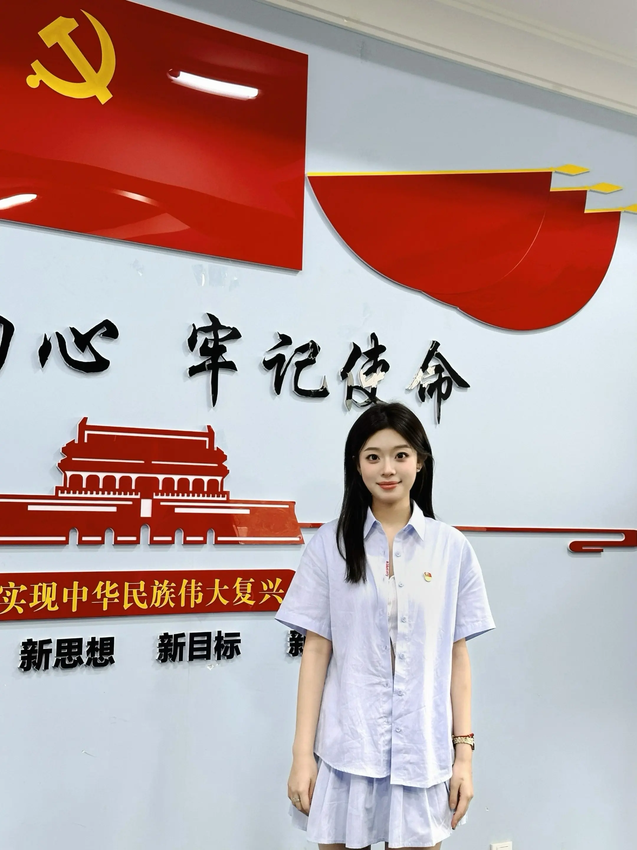 图片依次为：刚毕业 刚工作 工作一年