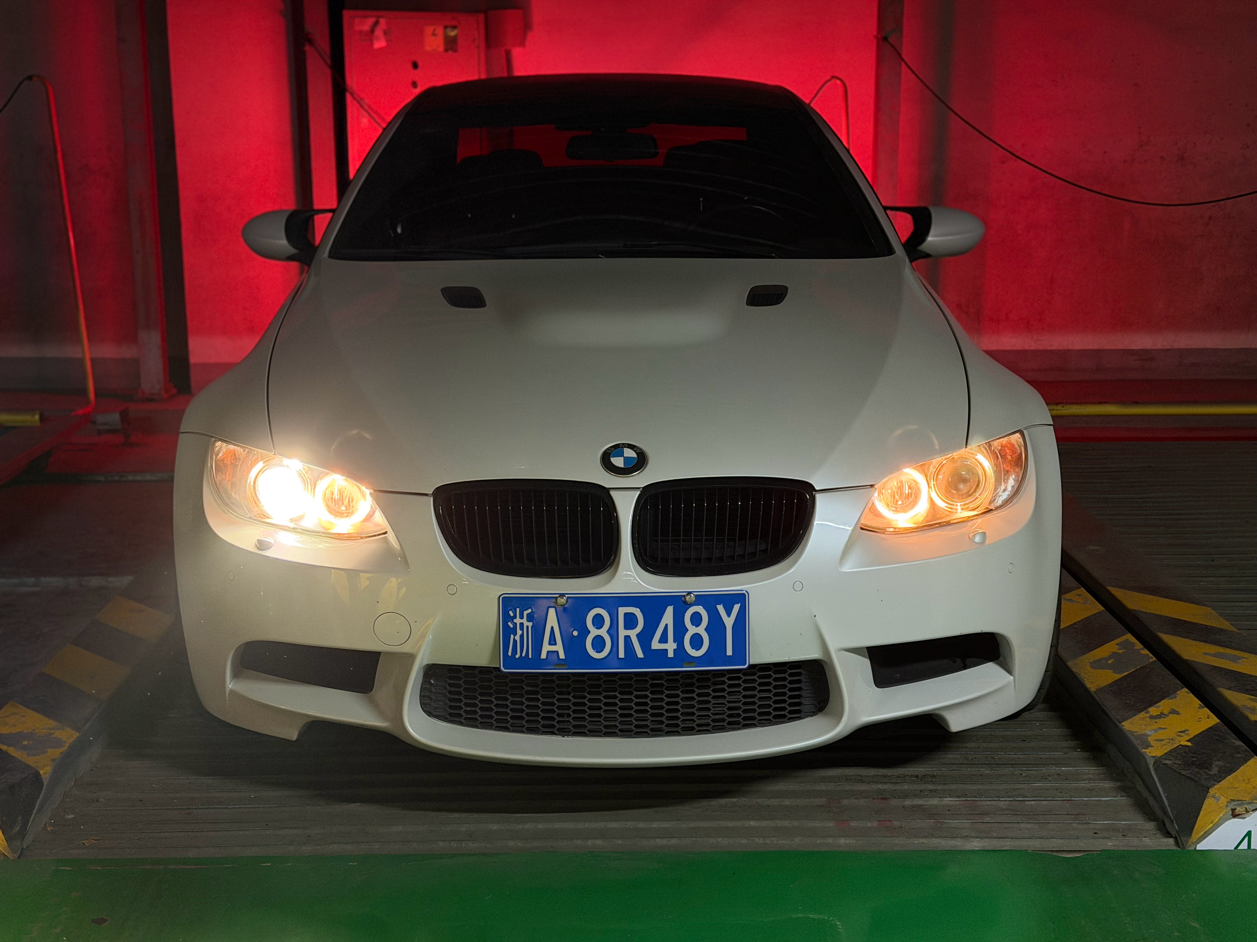 过个年，登车独眼了栗子的e92m3