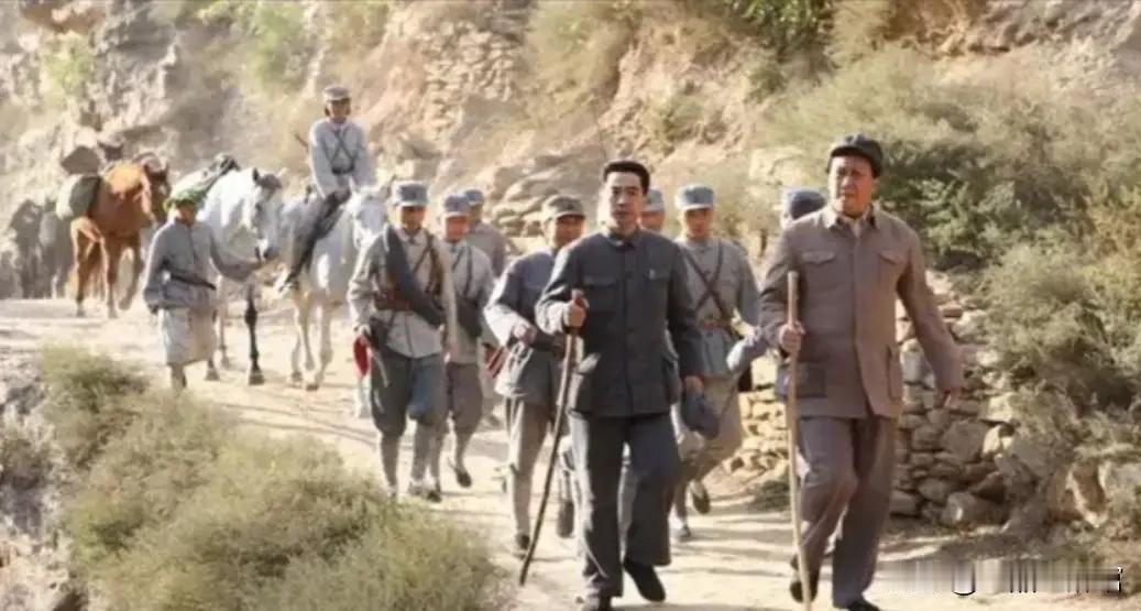 为什么红军到了陕北，就安全了？原因很现实，5个原因。1936年10月份，红军走过