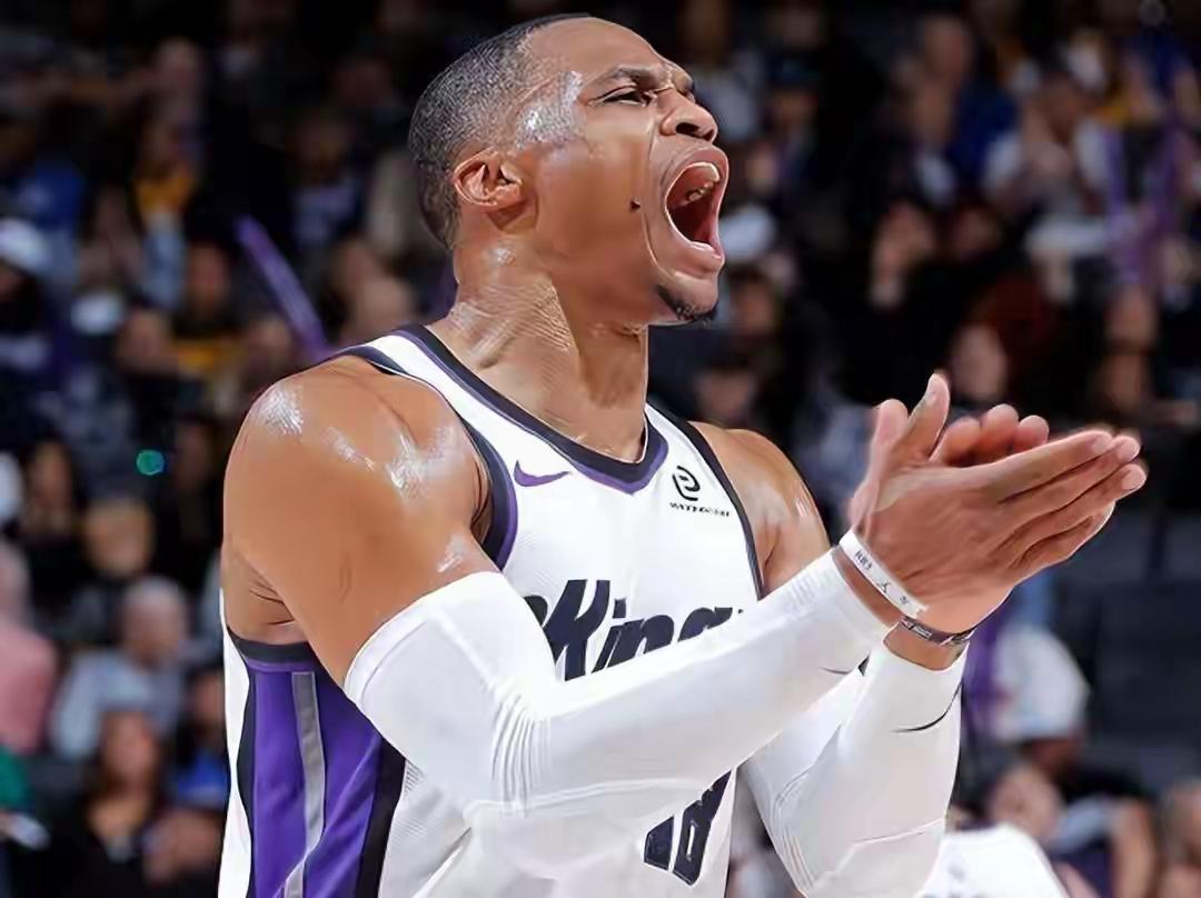 威少突然受伤无限期缺阵，37岁的他，难道就要这样落幕了？从休赛期无人问津，险些