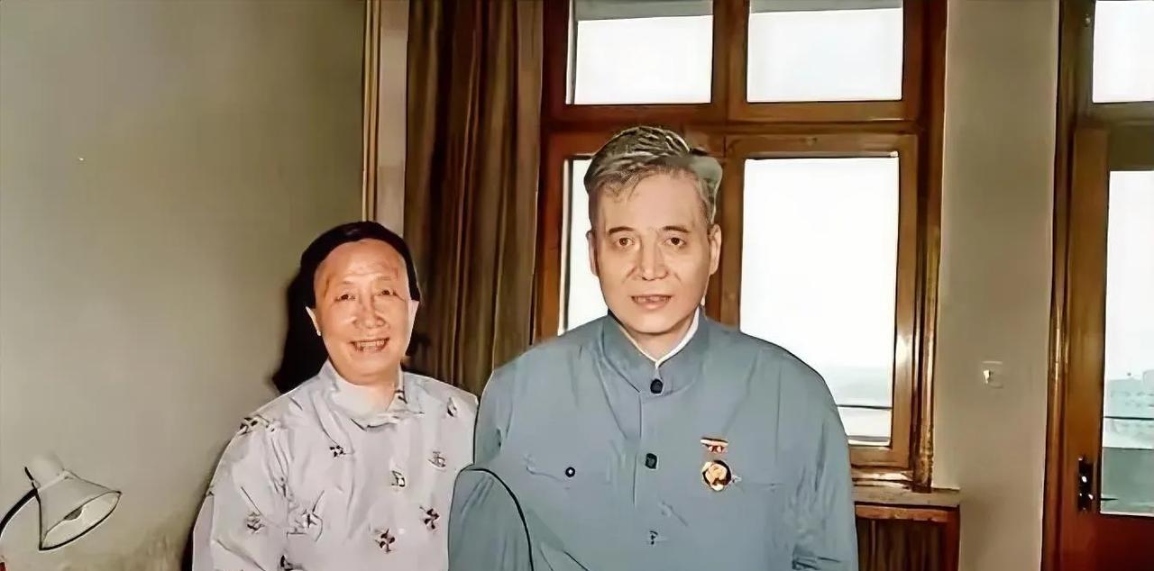 1986年邓稼先回到家中，却被妻子许鹿希怒吼