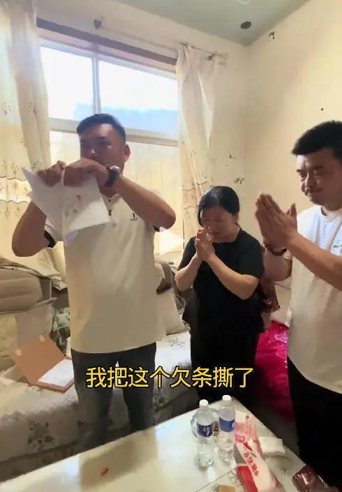 这年头，钱比人亲，利比纸薄，但总有人能让你看到人心的分量。47岁的马大哥，货