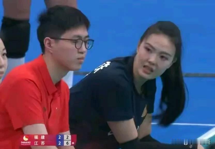 又是一个五局大战，福建女排3：2战胜江苏队夺得全锦赛第五名，张常宁郑益昕周页彤未