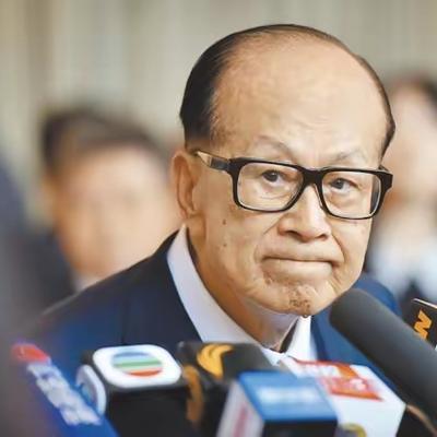 李嘉诚又卖了！5月5日，香港长和系一纸公告，又把李嘉诚推上了风口浪尖。长江和记实