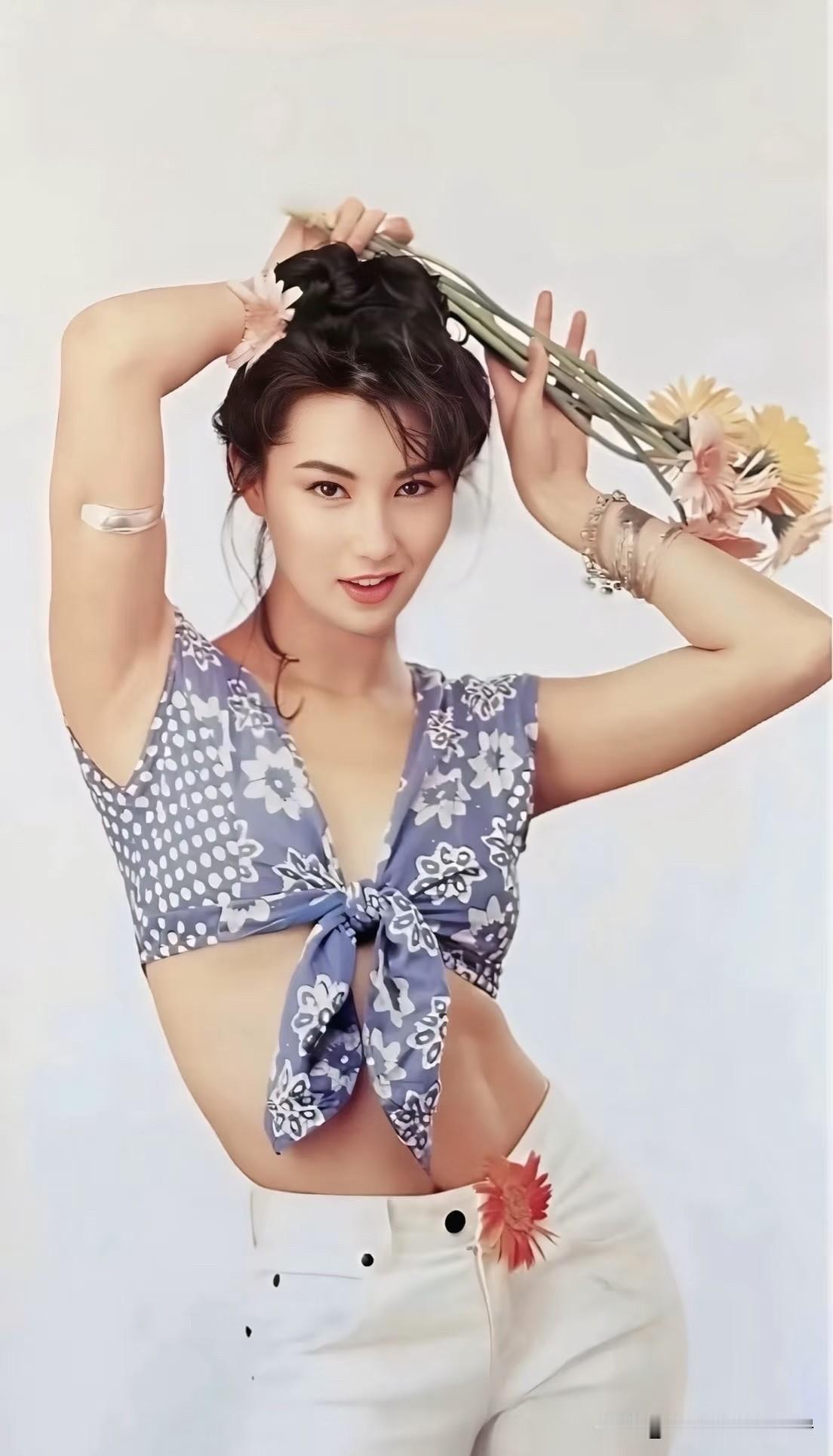 那年的张曼玉还很青涩，那年她的脸好干净！什么才是一个女人的魅力?张曼玉跳舞张曼