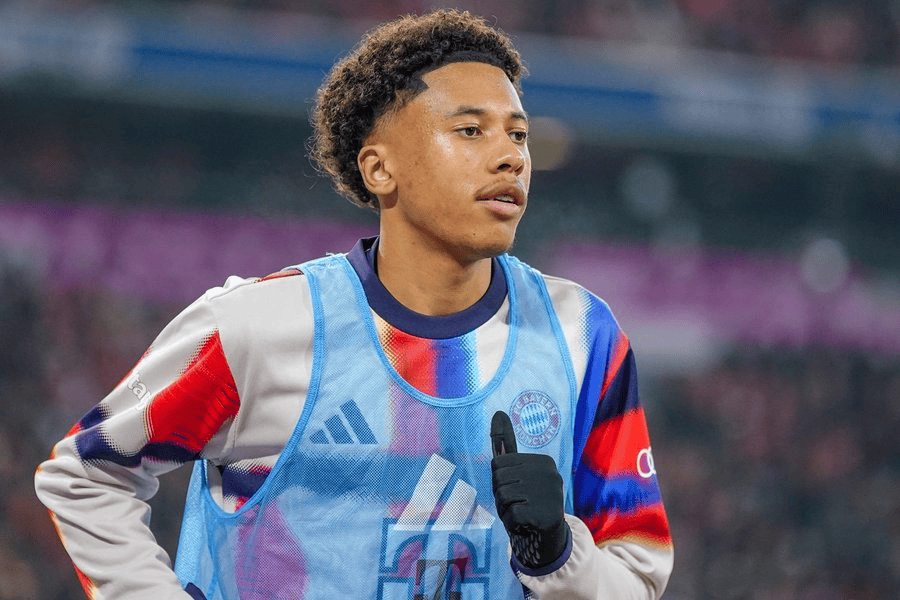 留住未来! 罗马诺: 拜仁和16岁天才中卫基亚拉已达续约协议