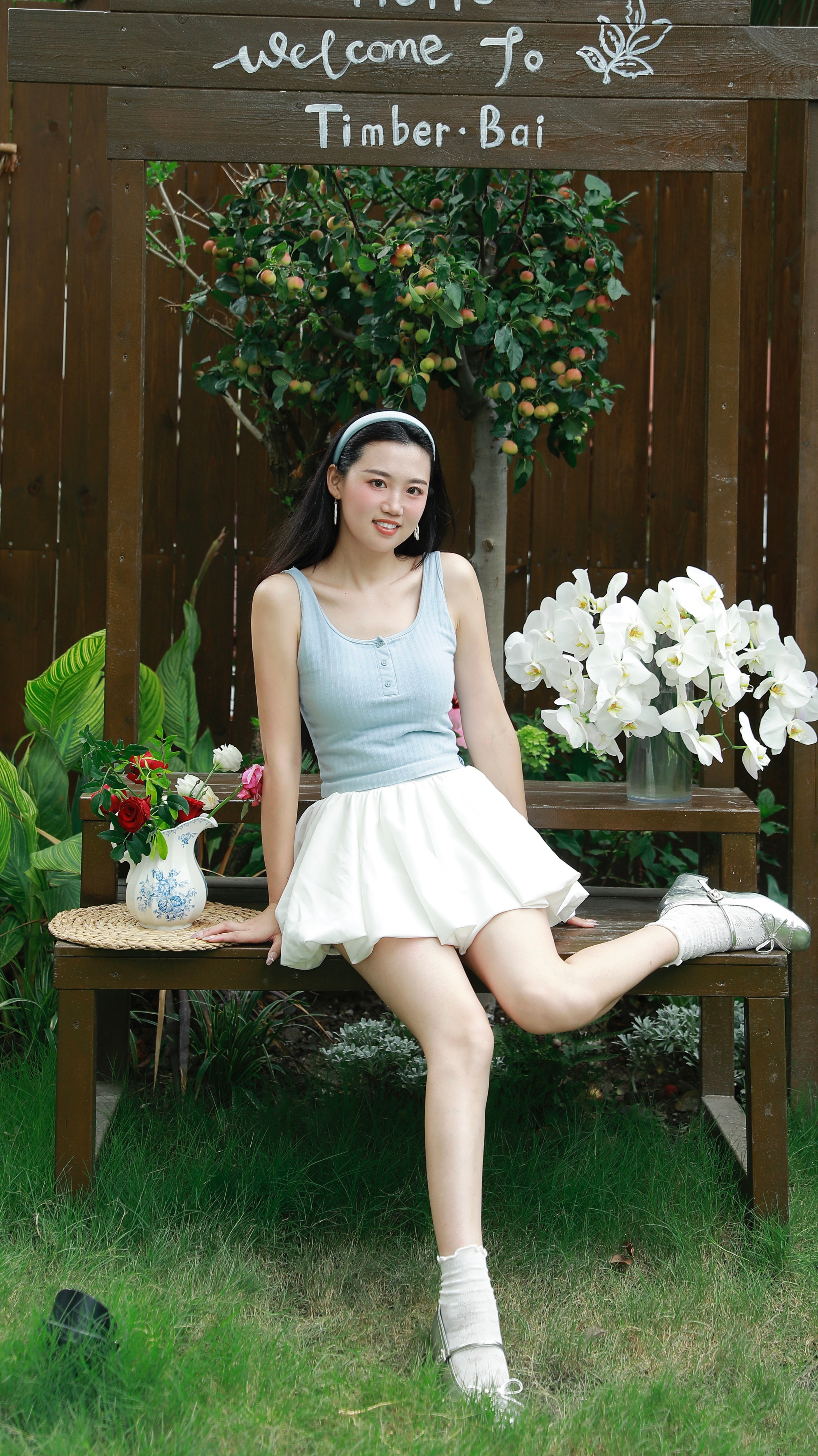 也是遛上小羊啦🐏美女店主非常热心的把羊放出来让我们遛小羊的毛毛摸起来和撸猫的感