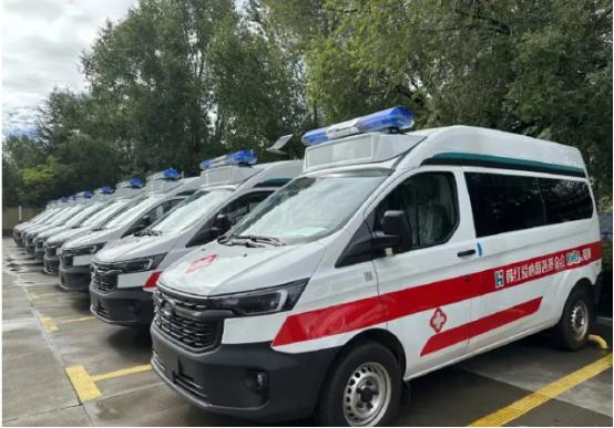 韩红基金会最近再次站上舆论风口，这次争议不是一句宣传口号，也不是某个项目捐到了哪