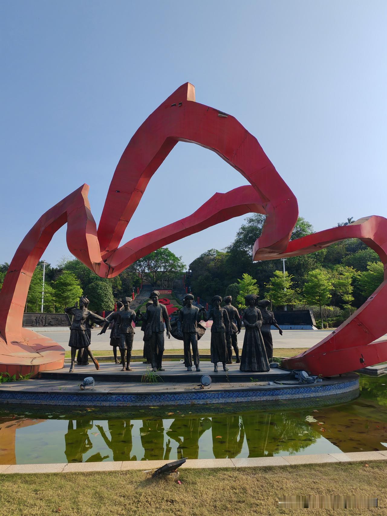 百色园博园开着房车去流浪广西百色第九站：百色园博园。园区不用门