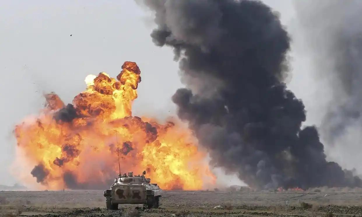 为了拉人下水，美国现在到处乱炸一通，然后嫁祸伊朗！塞浦路斯的英军基地被炸，摆明了