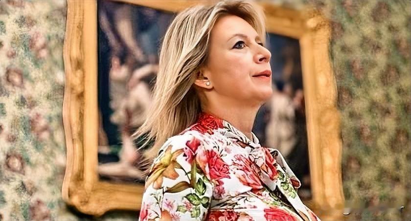 今天，俄罗斯外交部发言人扎哈罗娃说，金融家爱泼斯坦陷入恋童癖的案件内容证实了俄罗