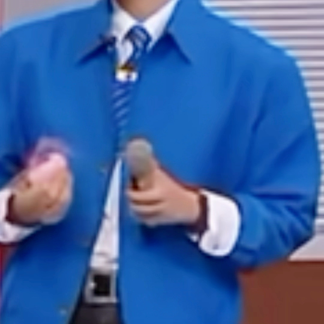 咪一直踩奶