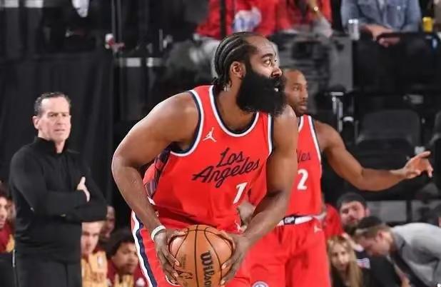 36岁还是巅峰保罗的水平！以一已之力拖着快船艰难前行，哈登本赛季能够入选全明星吗