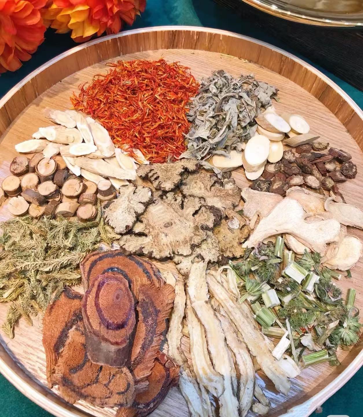 高血压就怕这个方！活血通脉，从头通到脚，头晕心慌全赶跑，血压自然稳！大家好，我