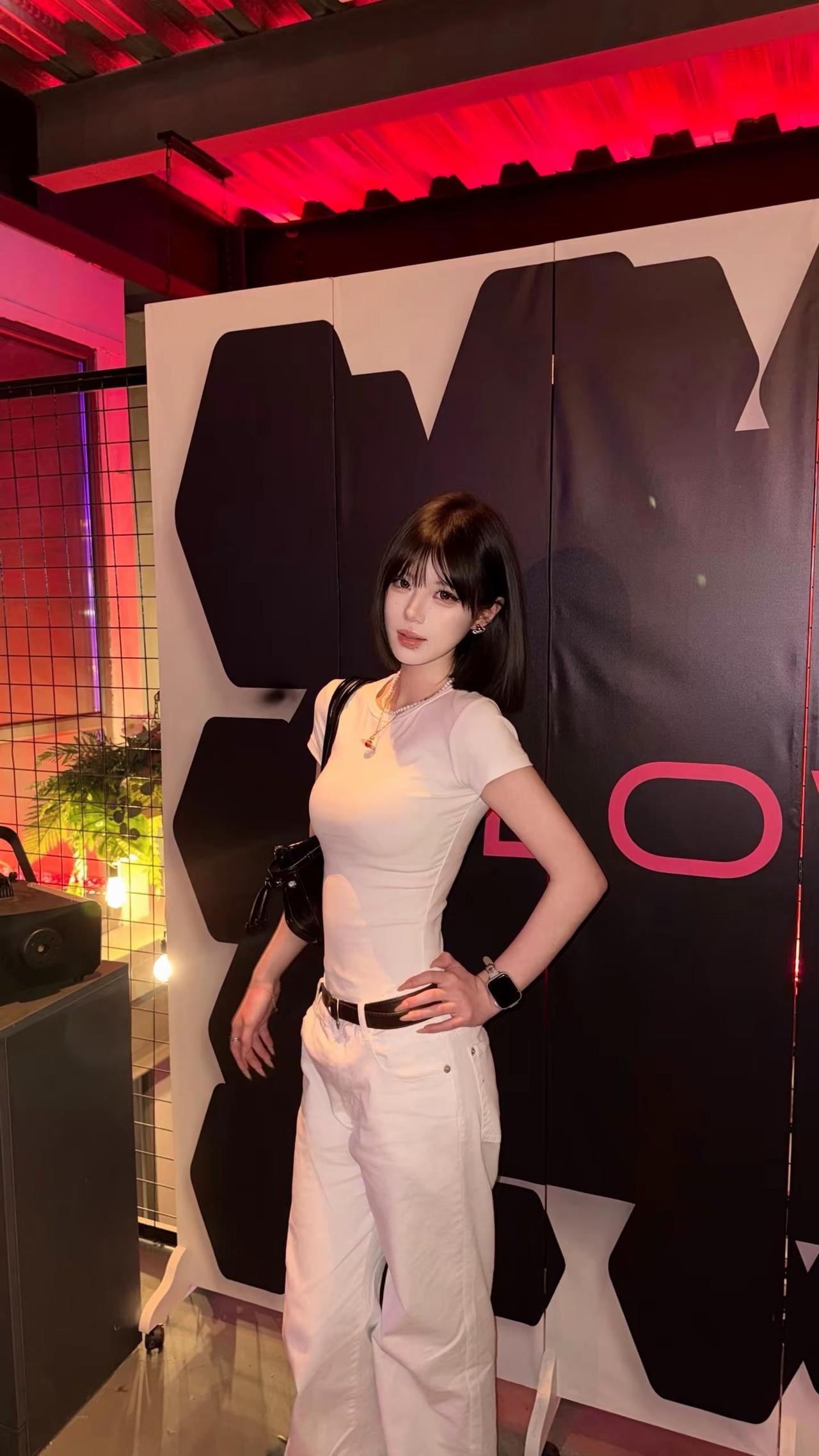 比我帅的没我坏比我坏的不存在今天穿什么