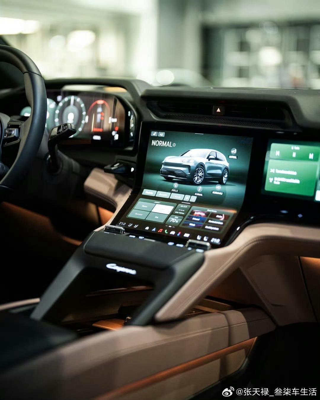新车保时捷纯电版保时捷卡宴，真的太帅了中控加入了曲屏设计，科技感满满