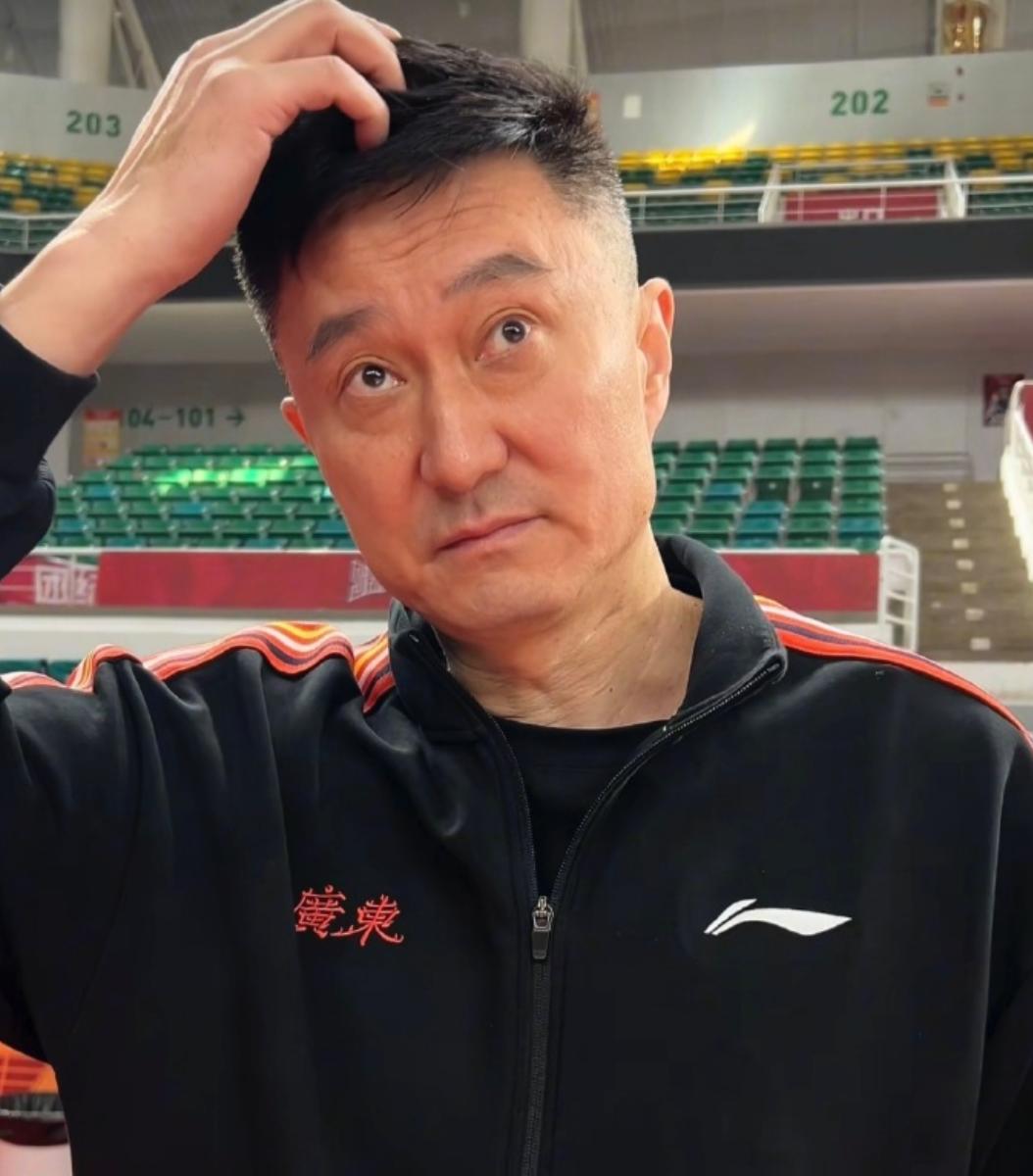 广东宏远与山西男篮的赛前，杜锋指导释放了3个信号还有最后两场常规赛，除了山西，