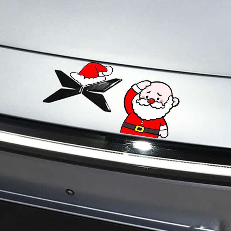 我的小鹏被圣诞老人“碰瓷”了还送了顶圣诞帽