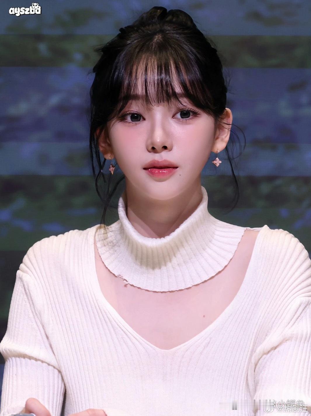 柳智敏签售会穿了张元英二月份的同款衣服五颜一的审美出奇一致