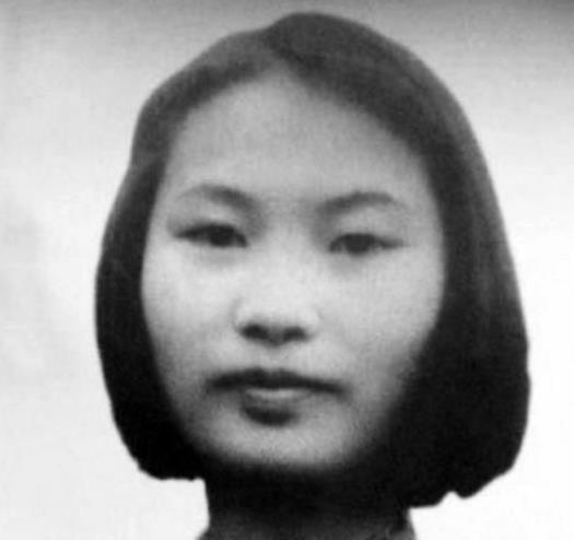 【补充】1950年，丁佑君被土匪轮番侵犯一整夜。1950年的西昌山区，解放的