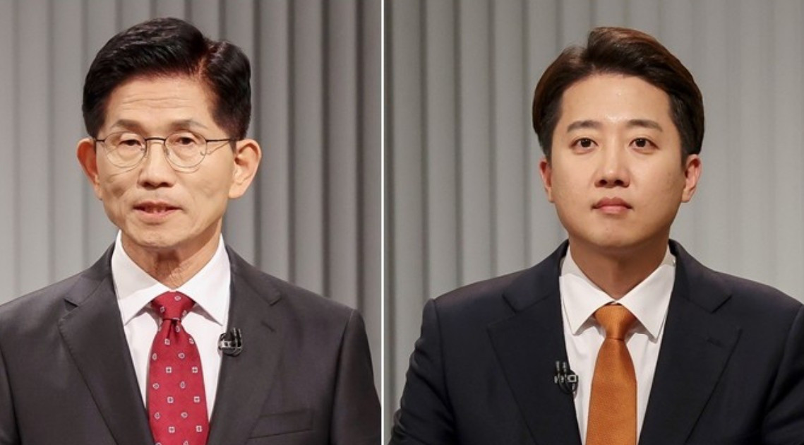 金文洙和李俊锡谁会赢我的天啊！韩国政坛这是要疯啊！那边金