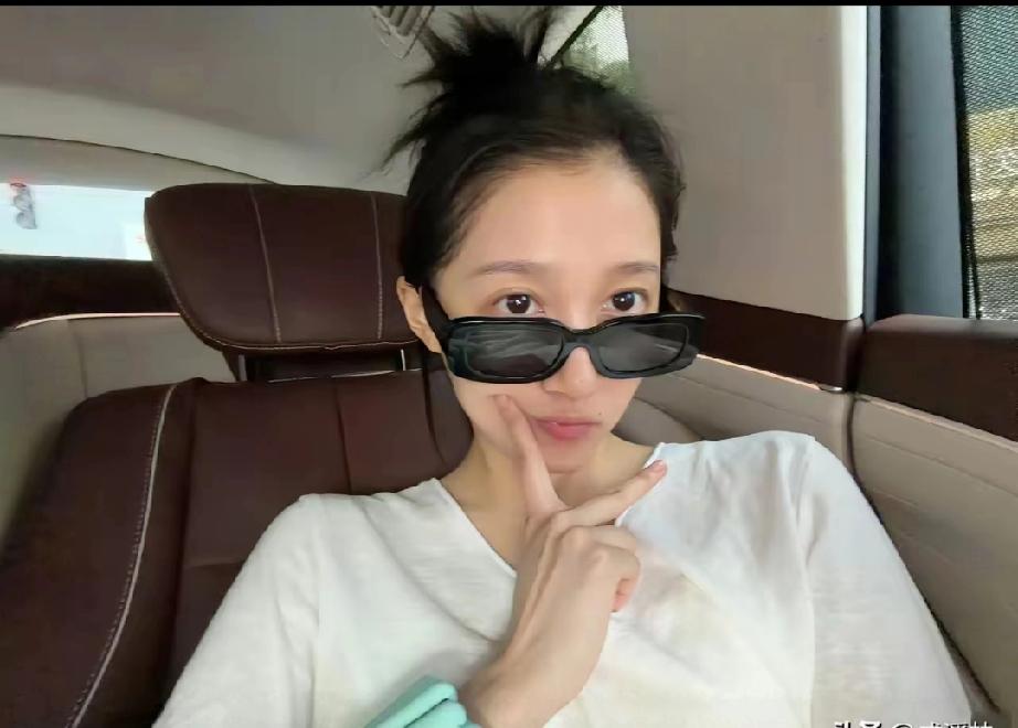关晓彤晒特色蔬菜引热议，被问味道一句回复尽显欲言又止7月20日
