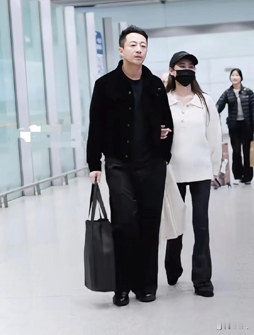 汪小菲宁可台湾北京两头跑累到打转！也不让孩子早来北京？背后3个原因，明明盼着孩子