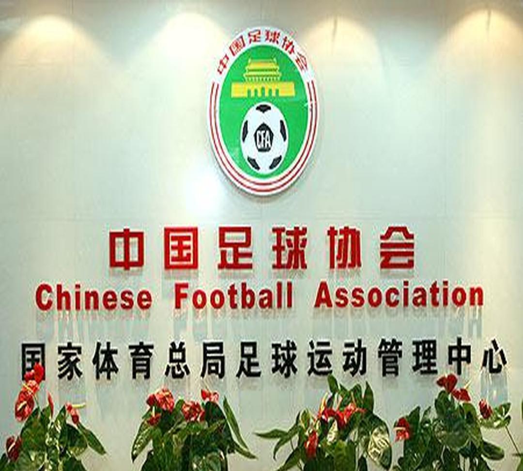 为什么中超球队参加亚冠的成绩这么差，是实力问题还是不想打亚冠。恒大当年还赢过两