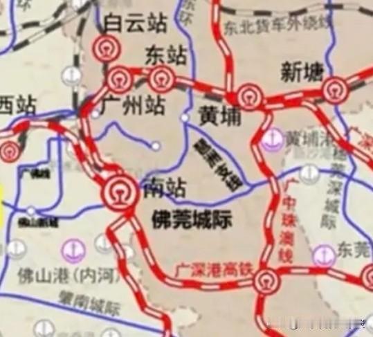 广州应建一条内环高铁环线。目前，广州的高铁尚未连通成环，缺少一座黄埔高铁站。