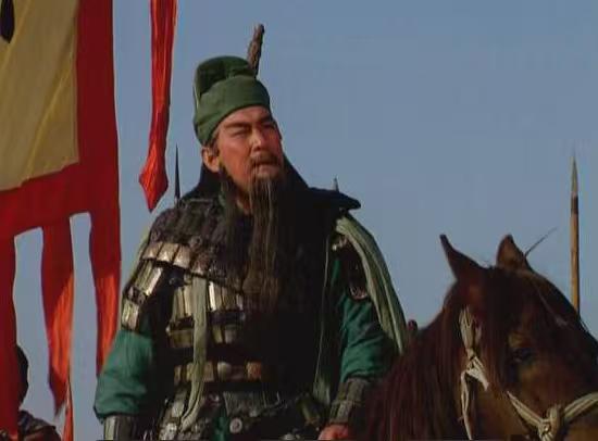 今日话题：如果关羽跟了曹操会更有前途吗？？？网友甲：如果关羽跟随了曹操，纵然