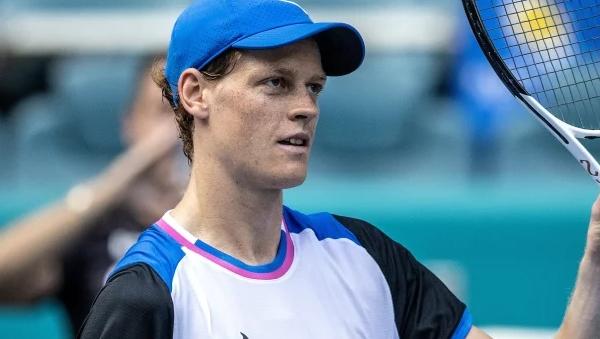 神迹延续！辛纳2-5绝境大逆转，豪取28盘连胜封神迈阿密！北京