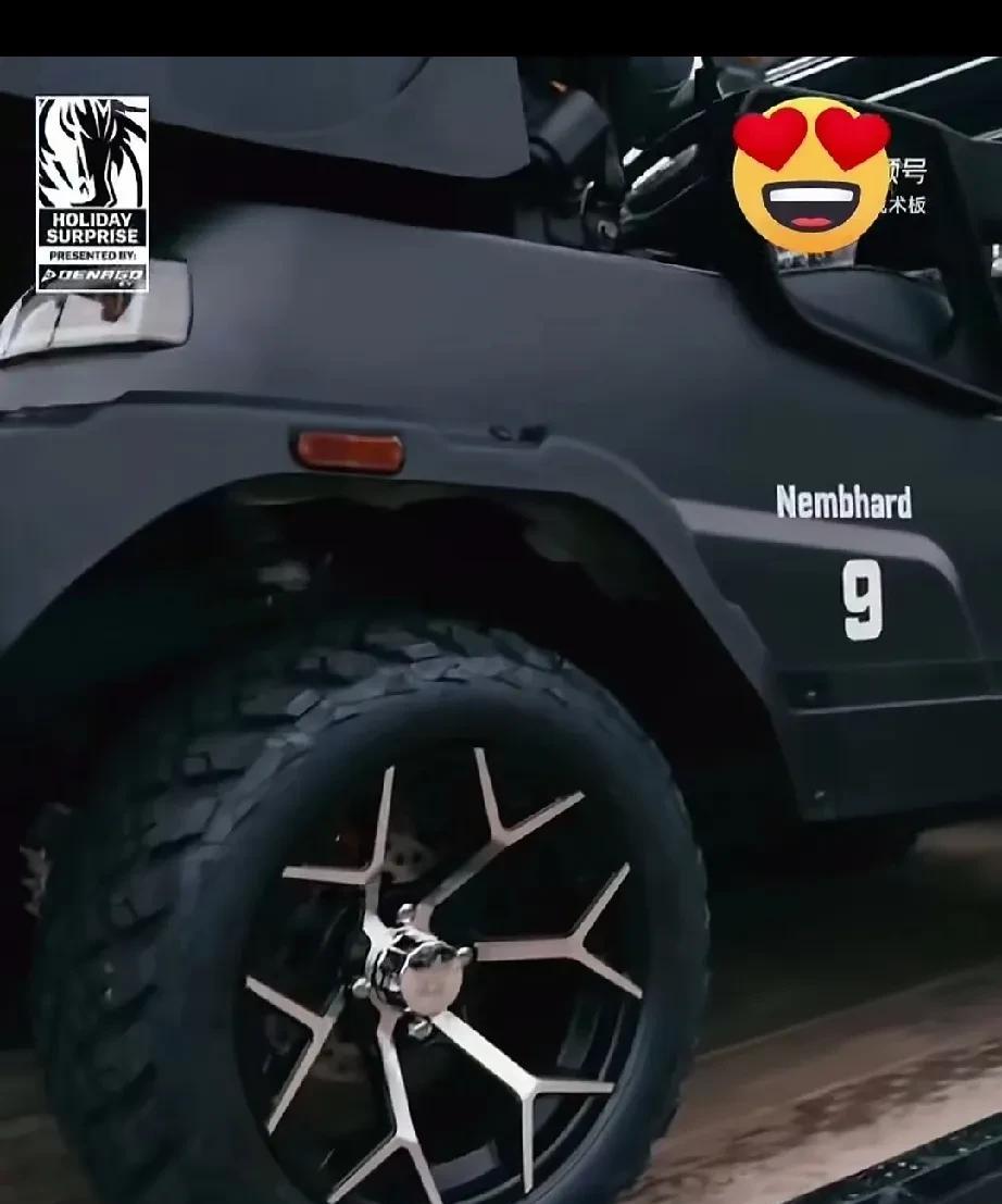 这攀比心理啊！东契奇刚送完电动车，你看欧文送的啥！！圣诞节即将来临，各支球队的