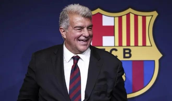 欧洲转会新闻！★一公开就不灵了！据说巴萨正在酝酿一笔“非常重要且引人关注”的