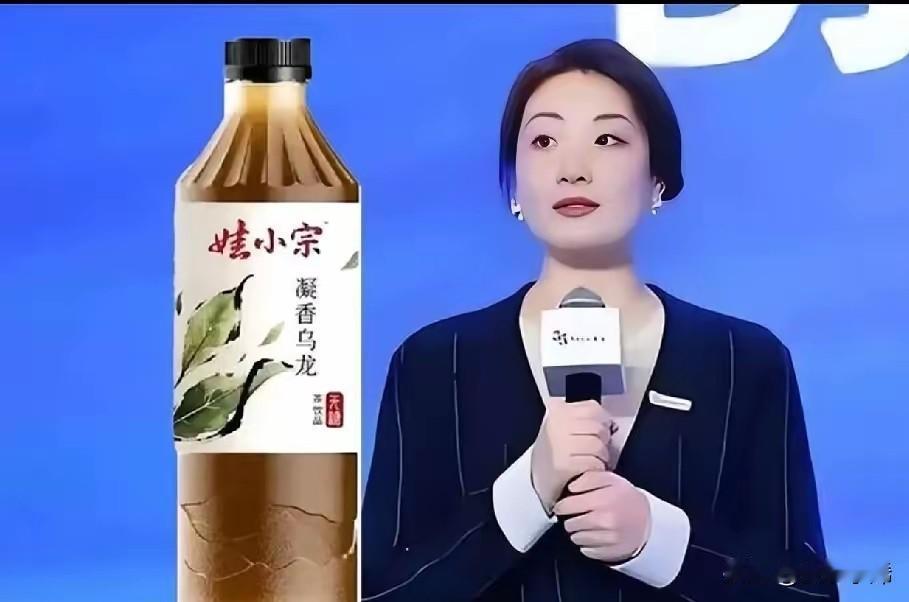 娃哈哈早没了当年的劲儿，现在被国资接了手，不少人都觉得这牌子悬了。有人说，