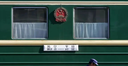 朝鲜：高调在众目睽睽之下，俄罗斯外长拉夫罗夫刚刚结束了吉隆坡会议，风尘仆仆地赶