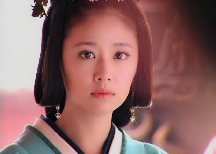 汉文帝的妻子窦皇后，闺名漪房，她是赵国清河观津（今河北武邑）人。她出身平民良家，