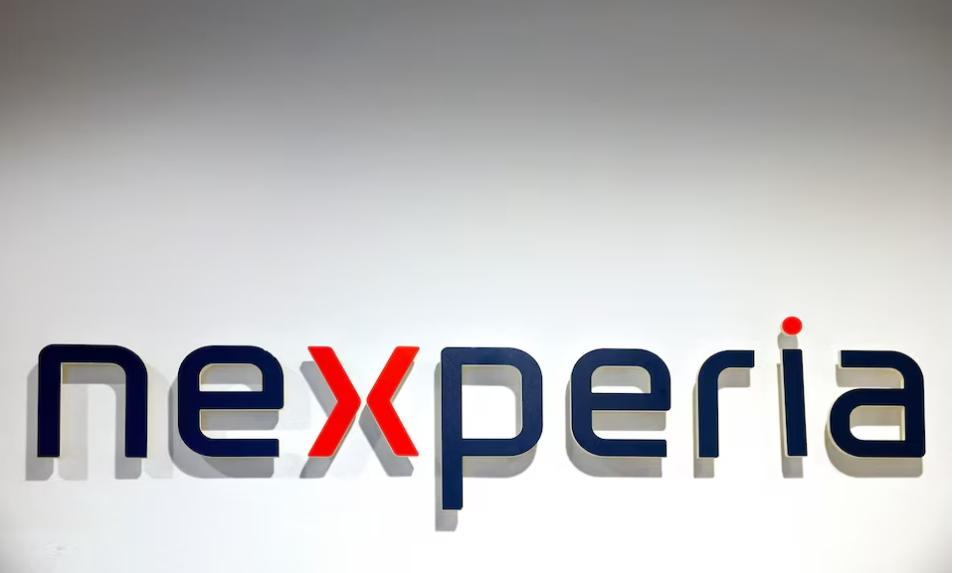 荷兰现在收场难了。路透社最新的报道说，白宫准备救场，让中国封装工厂即将发货。