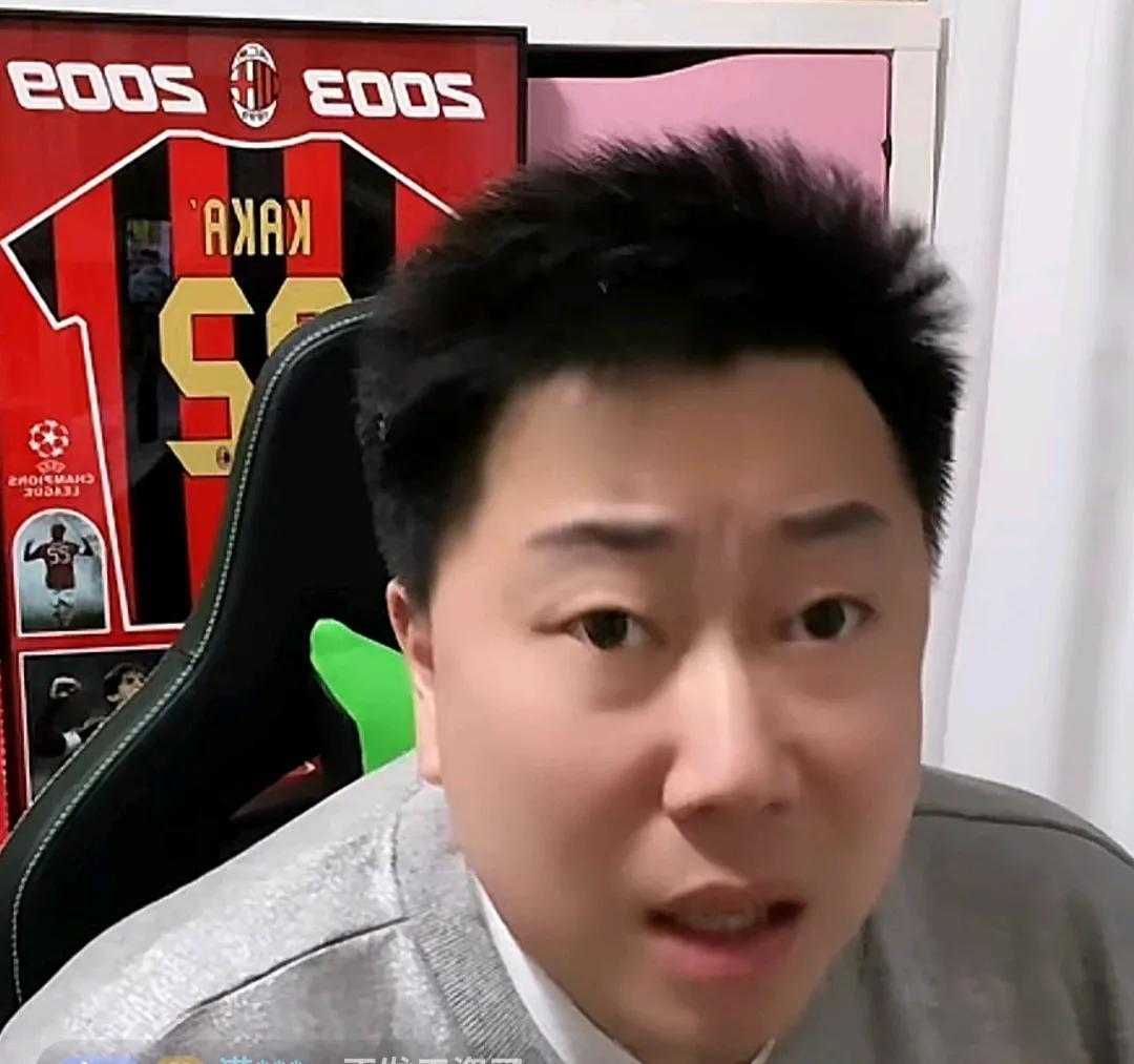 媒体人李宝库表示，辽宁铁人在中超最好还是老老实实摆正自己的位置。在辽宁铁人首轮