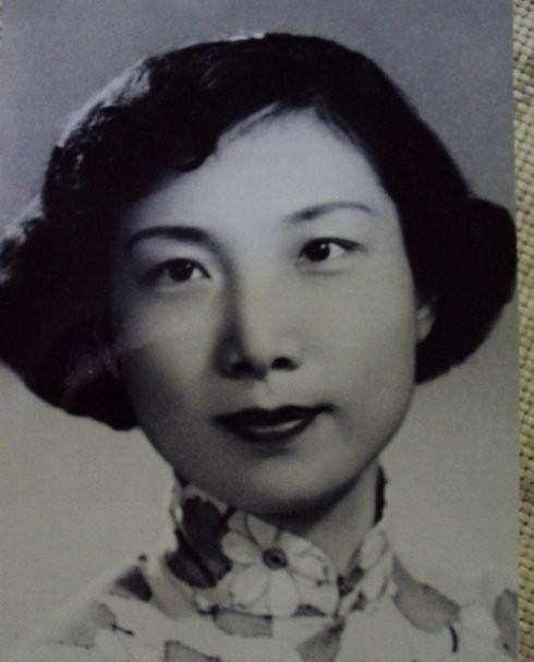 军阀张敬尧不仅残暴还很好色。一天，他看上了曾国藩的曾孙女——美貌聪慧的曾宝荪，就