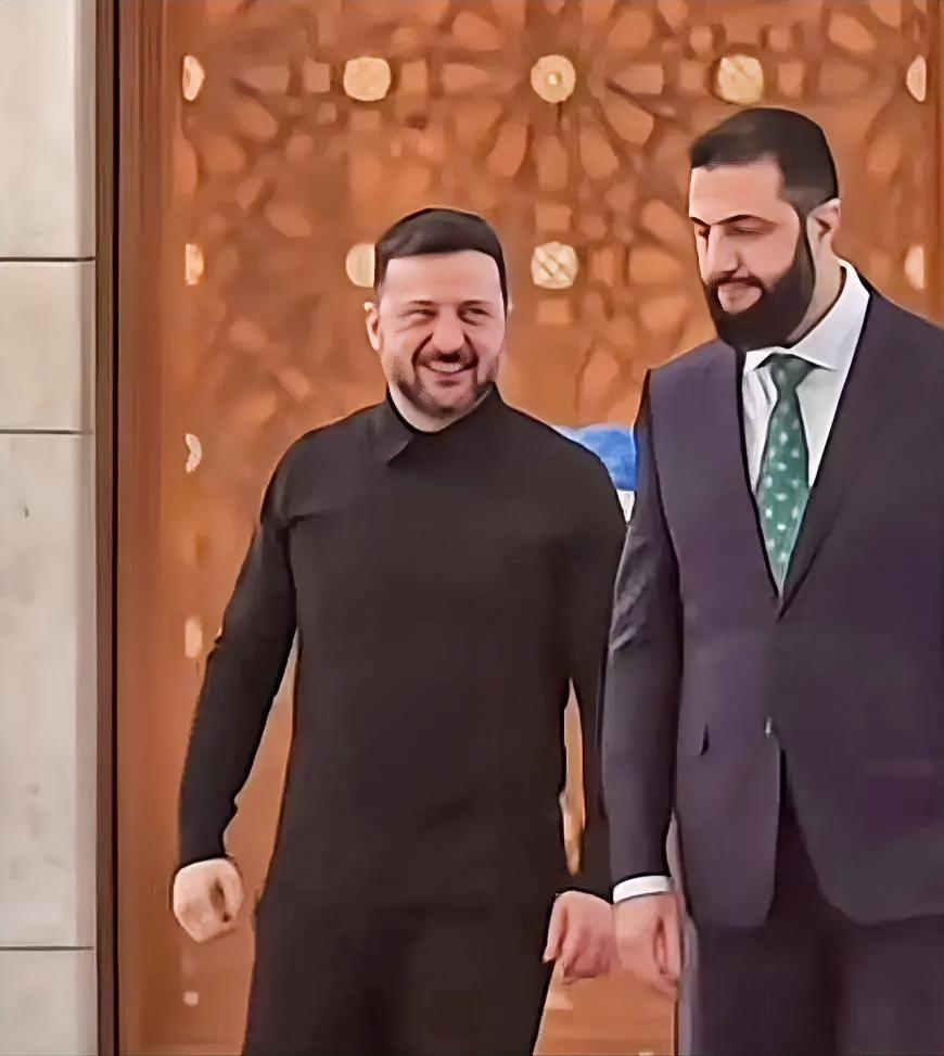 大马士革换人后，新政府第一件事就是废了俄罗斯在塔尔图斯港的租约。紧接着乌外长就