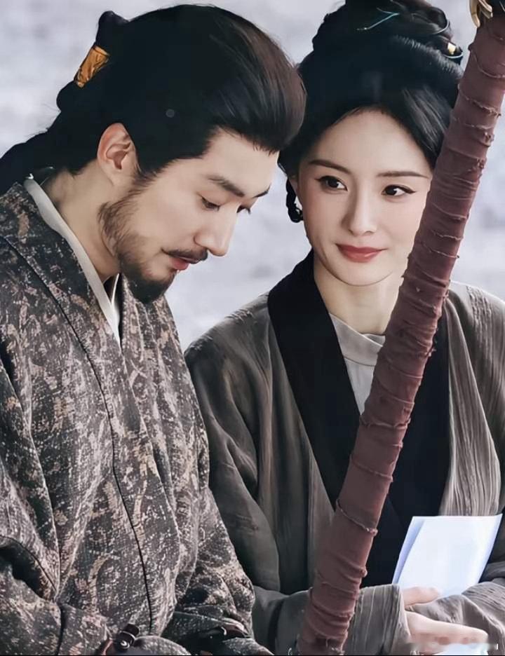 《江山大同》这项目是S＋，上来就定了杨幂，但男主却迟迟没影。按说这种盘子，男主得