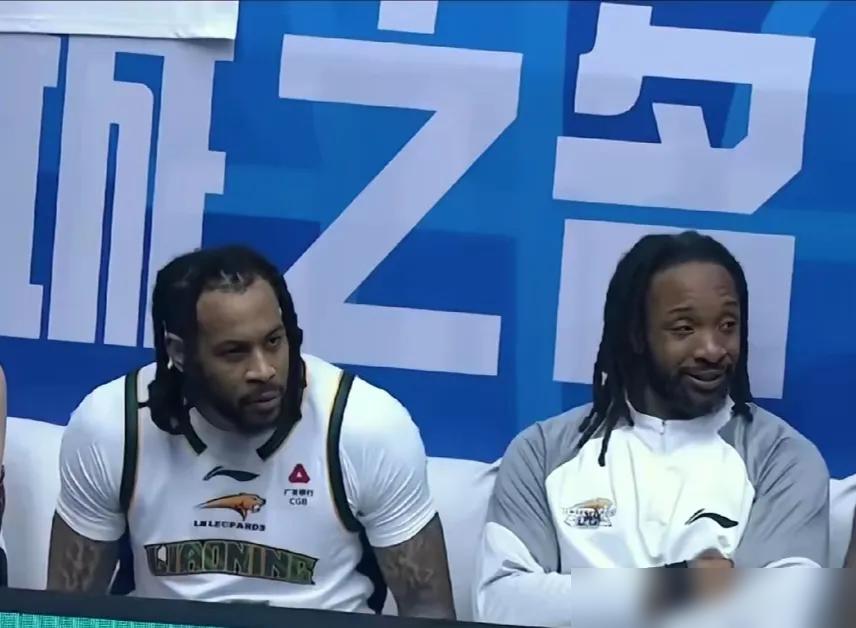 辽篮这回杀红眼了。三个月连换七个外援，逼得莫兰德大年三十都在球馆挥汗如雨。威尔斯