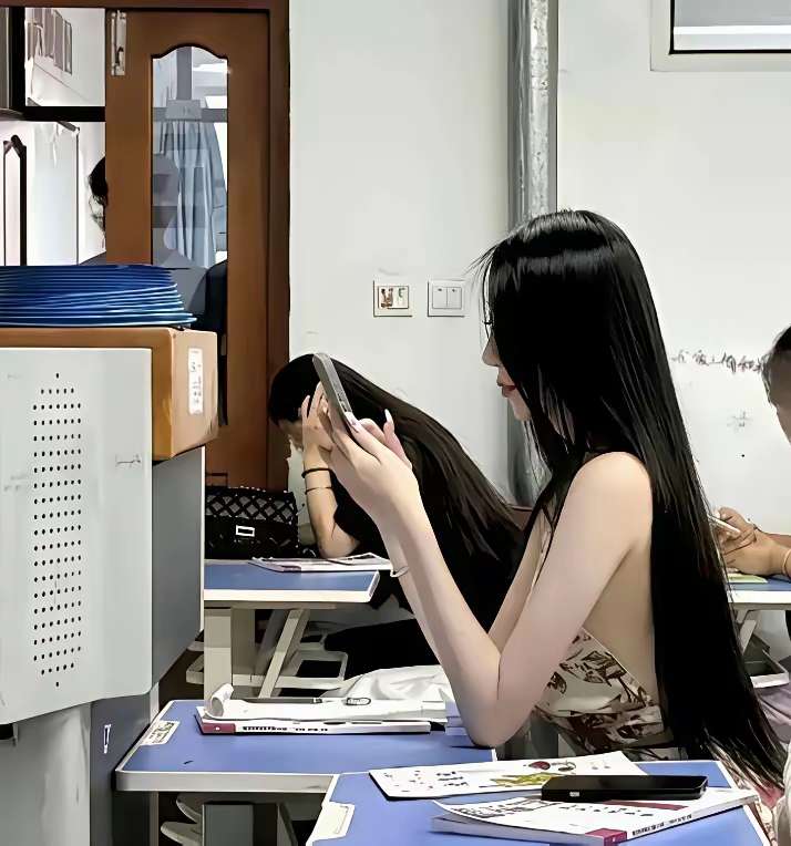 这样的家长会你喜欢开几次？