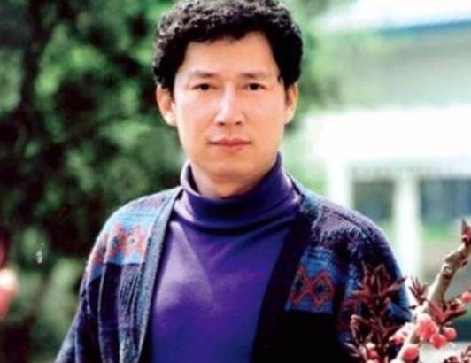 “她比我大40岁，晚上睡在我旁边，我浑身都起鸡皮疙瘩！”1993年，这个继