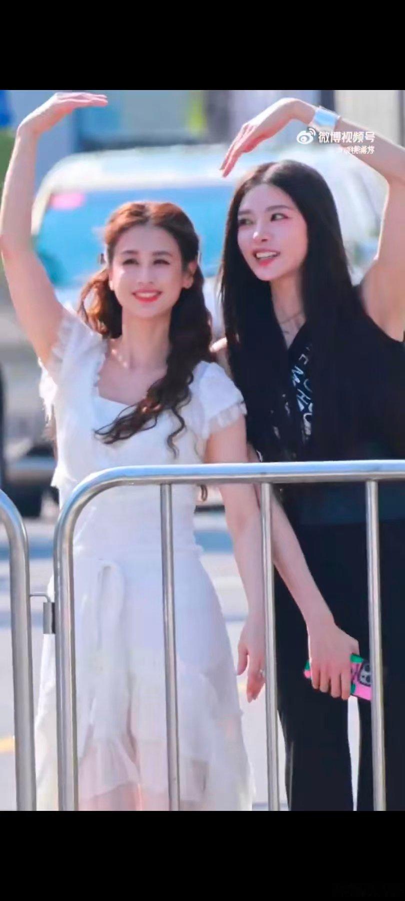 黄圣依开心又回到乘风乘风2026岁月温柔不改热爱，黄圣依七年重返乘风，与姐妹们共