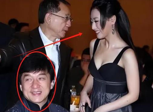 《藏海传》里的大美人白冰，离婚前居然还有这么多鲜为人知的故事。2012年，她和