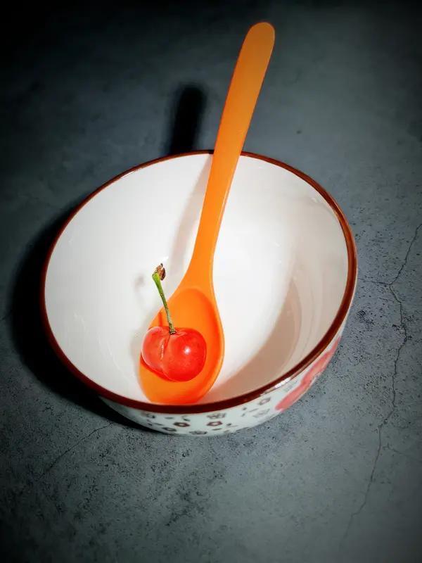 元旦，新年第一天，我想放下所有怨，轻松向前。因为我听人劝，突然悟了，凡事都有因果