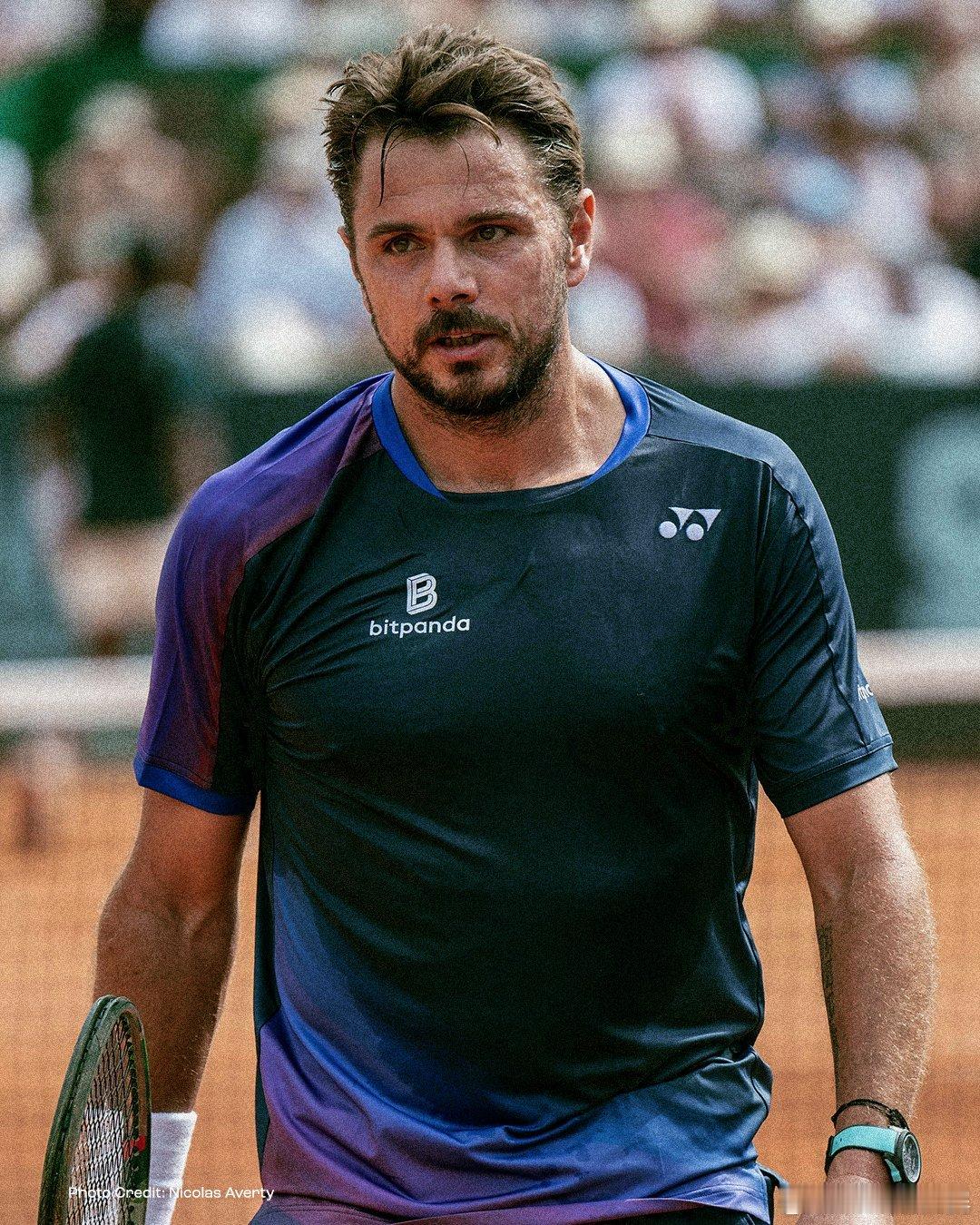 40岁的首个决赛💪普罗旺斯175ATP挑战赛，瑞士老将瓦林卡以6-46-4