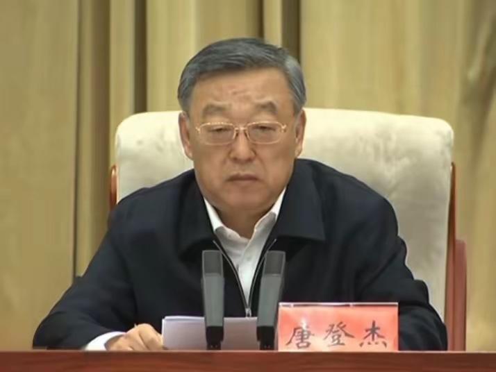 一查到底，山西表态。5月24日，山西省安委会召开全体（扩大）会议，对全省煤矿领域