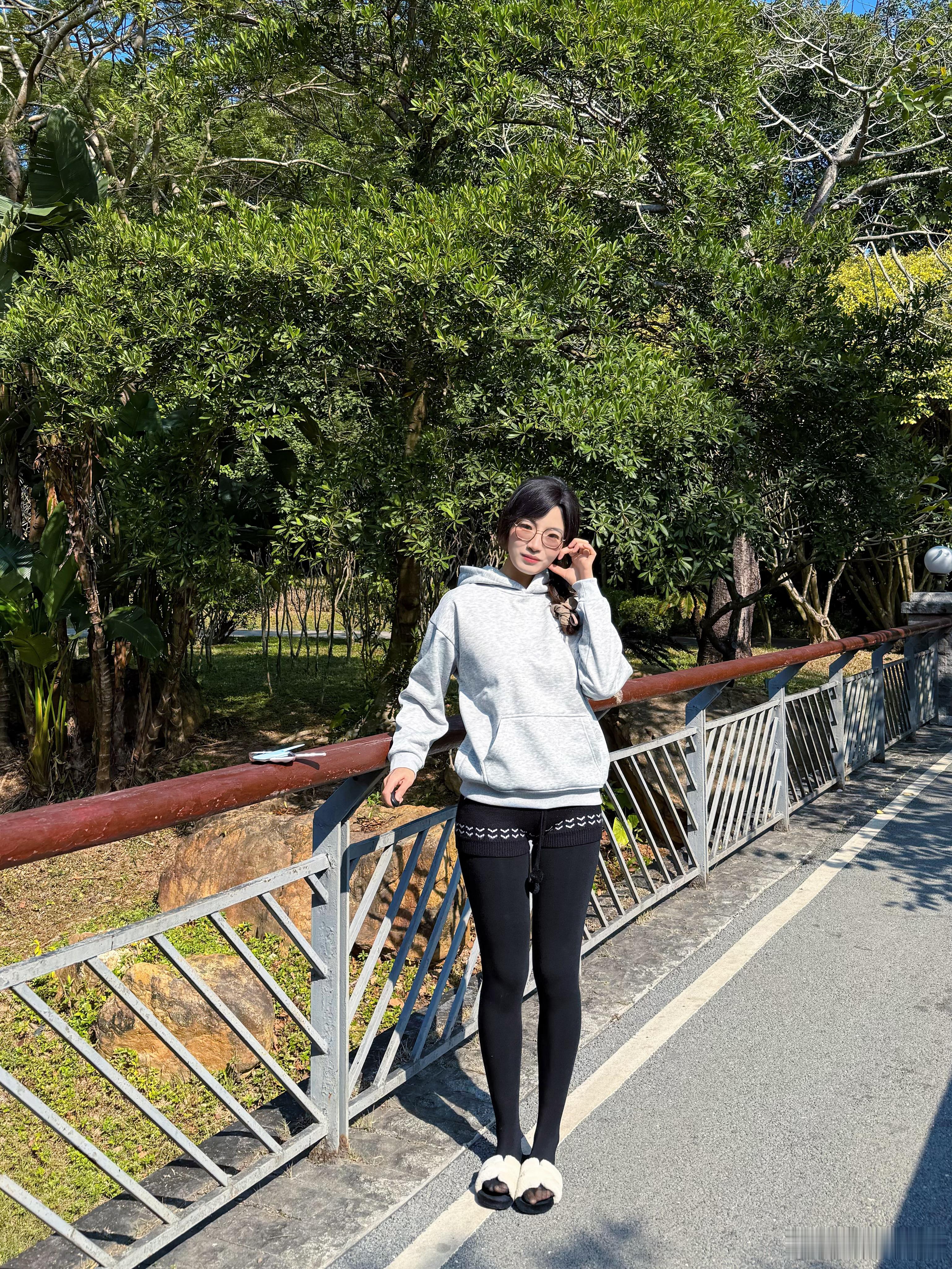 每一张都睁不开眼太阳🌞太强了哪一张啊